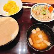 出陣前の腹ごしらえは、むぎとろ