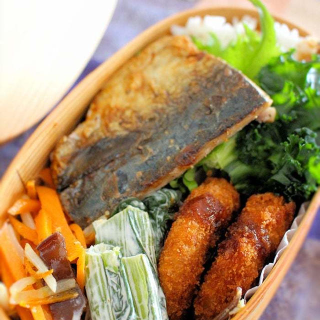 和風にまとまったお弁当　夫のわっぱお弁当