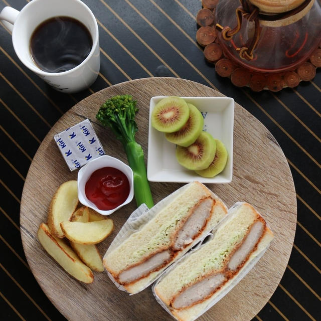 カツサンドのブランチプレート