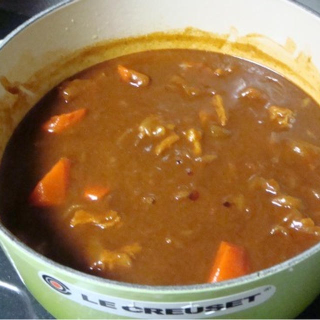 ルクルーゼでカレー