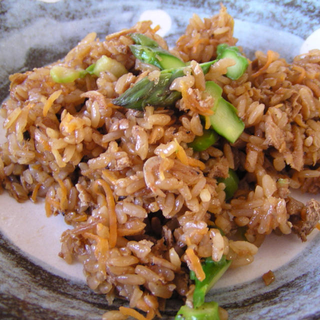 アスパラと干しエビの味噌おこわ