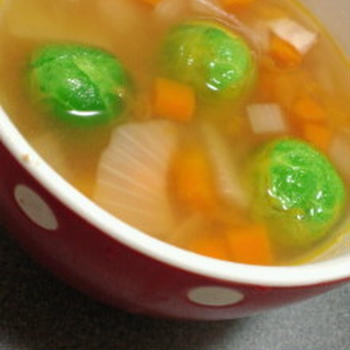 芽キャベツのごろごろ野菜スープ