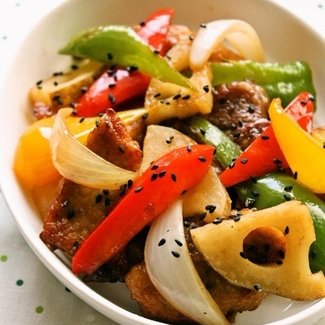 豚モモ肉と彩り野菜の黒酢炒め