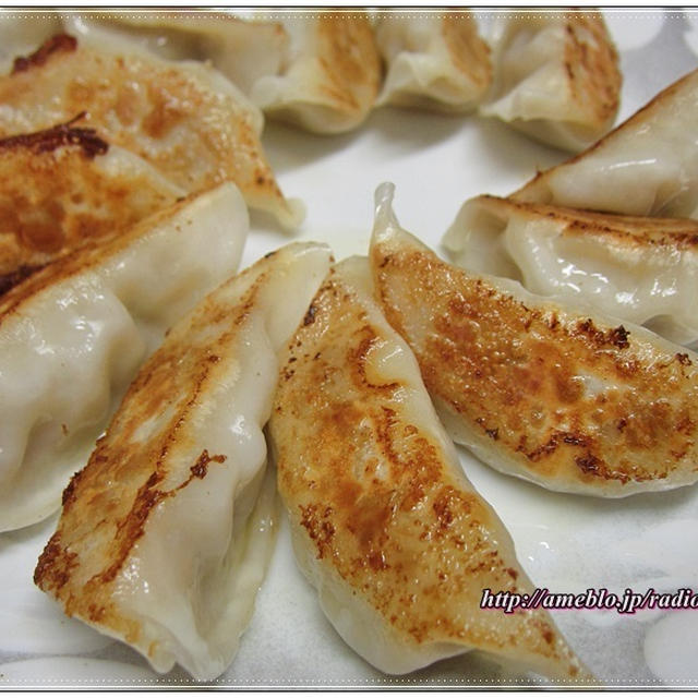 大阪王将の冷凍餃子を焼いてみた♪大阪王将こだわり餃子