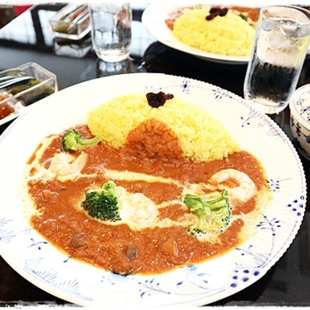 ロイヤルコペンハーゲン　椿屋カフェ
