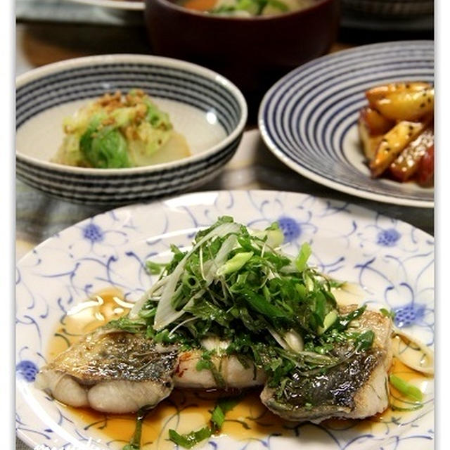 ふっくら さごし さわらの若魚 の酒蒸し 香味野菜のせ By Miyukiさん レシピブログ 料理ブログのレシピ満載