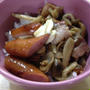 焼きそばとおにぎり