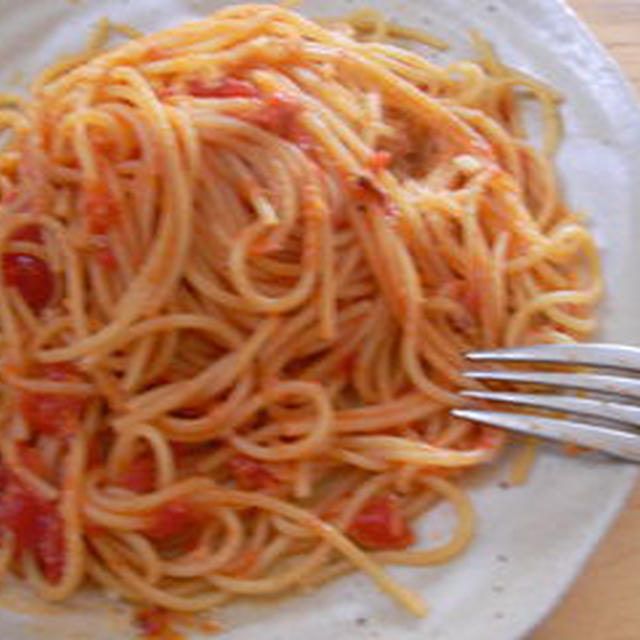 男のとまととツナのスパゲティ