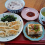 焼き餃子とほうれん草の胡麻和え