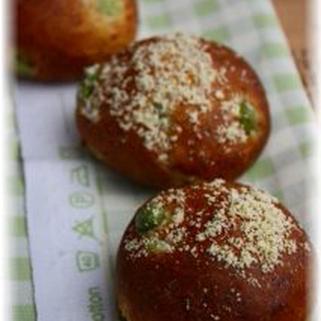 枝豆チーズパン。