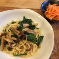 きのことほうれん草のパスタ、そして北海道市