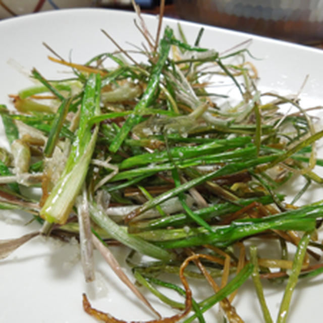 島らっきょう、茎
