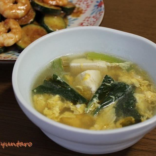 創味シャンタンDXで『豆腐と小松菜の卵スープ』～簡単・中華スープ～