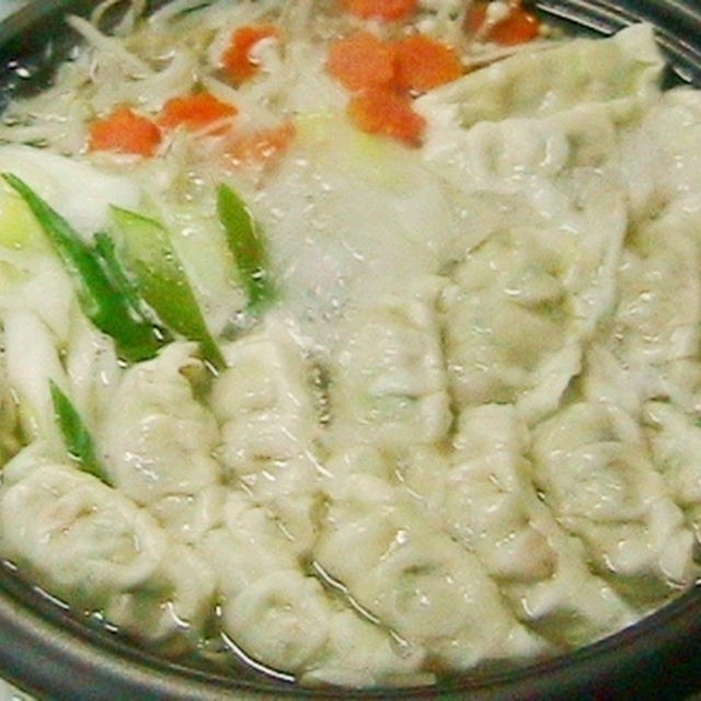 話題の餃子鍋を作りましたぁ～☆☆