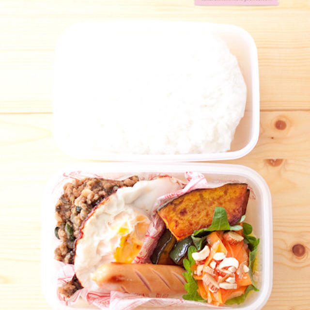 お弁当『ガパオっぽい気持ち。挽肉と大葉炒め』