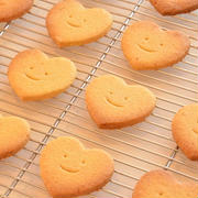 ココナッツ風味の型抜きクッキー～レシピ付き♪～