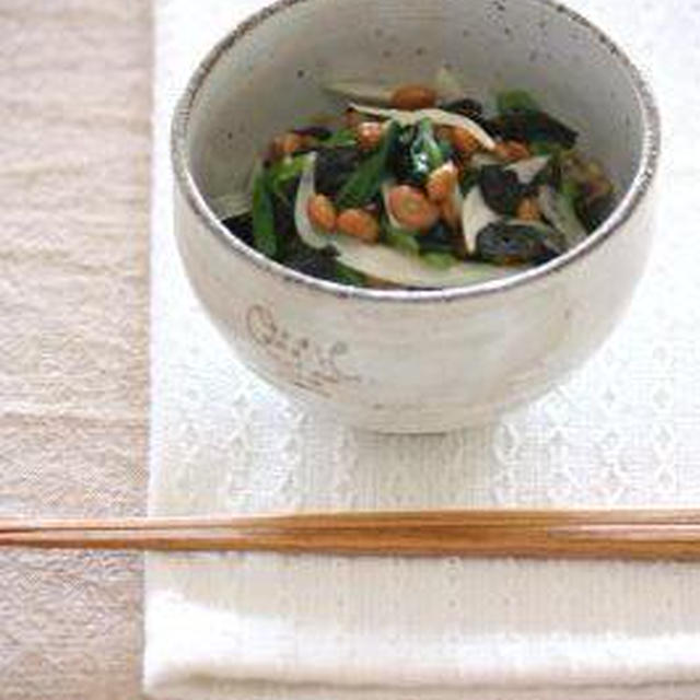 ほうれん草と新玉ねぎの海苔納豆和え