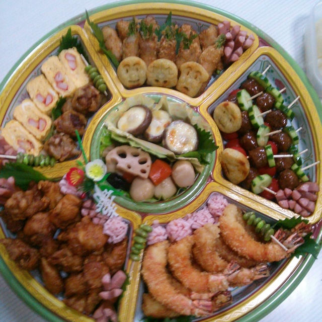 みんな、見てみて運動会のハッピー弁当♪