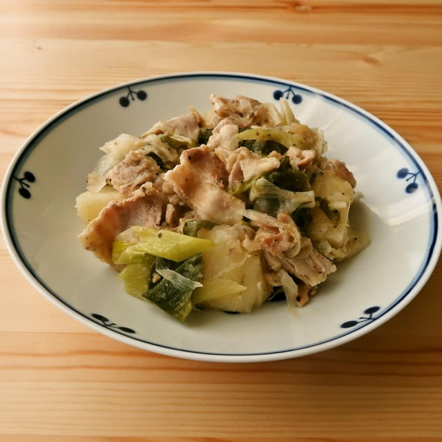 長ねぎとじゃがいもの塩炒め煮