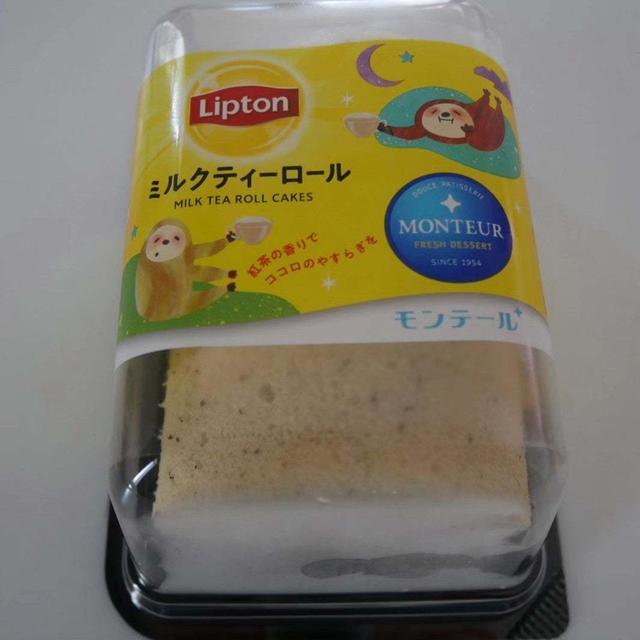 モンテールのミルクティロール#今日のおやつはこれ