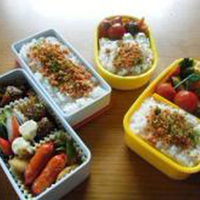 ３人オソロ?弁当
