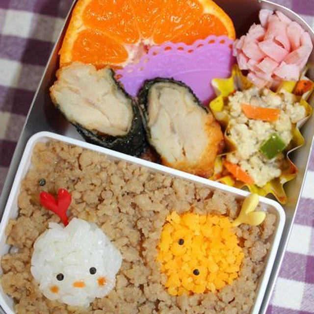 キャラ弁**そぼろdeニワトリ親子12/2