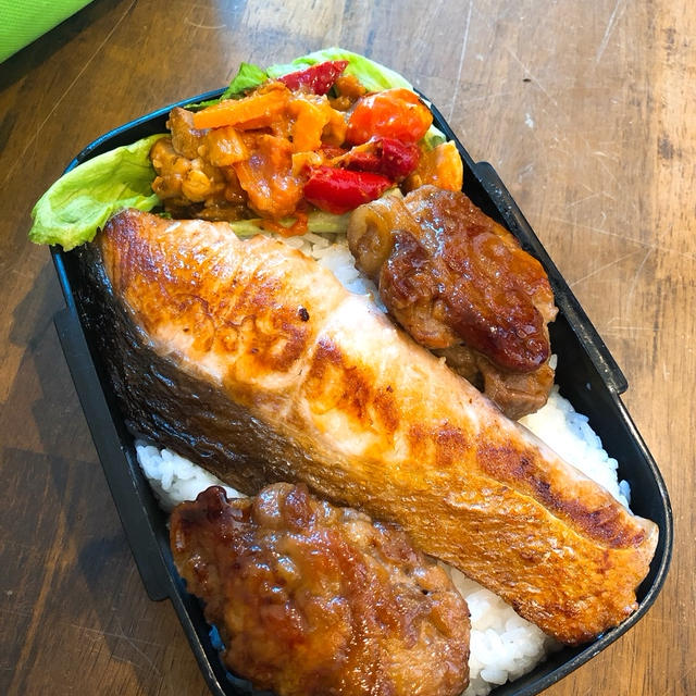 また寝坊弁当です！！
