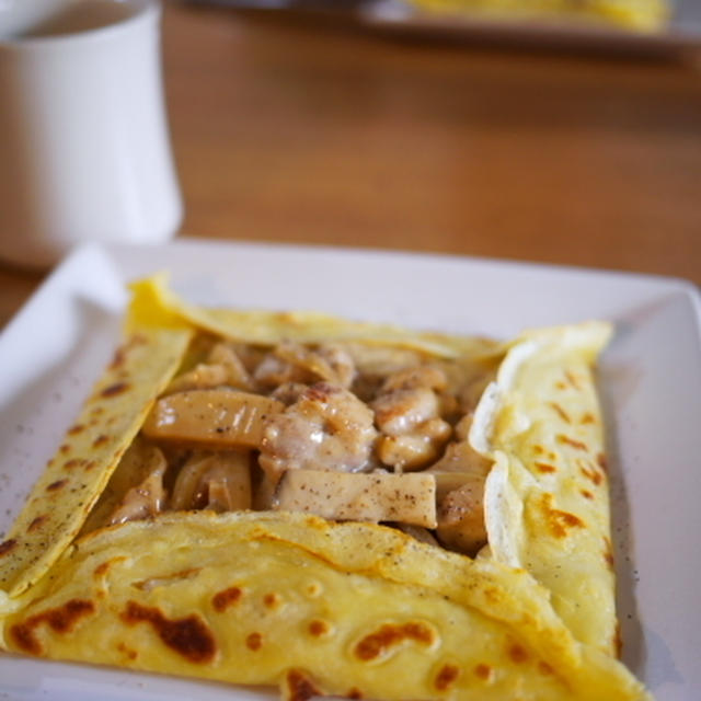 チキンとエリンギのチーズクリームクレープ