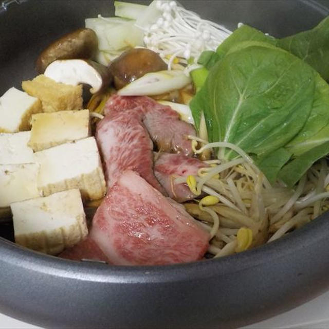 近江牛すき焼き食べようと思いきや！なんと焼肉鍋に・・・！！