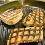 アメリカのおうちごはん　今夜はツナステーキ　コーンサルサ添え