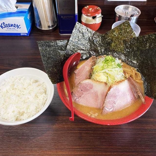味噌チャーシューらーめんを啜る 〜のり5枚・半ライス〜