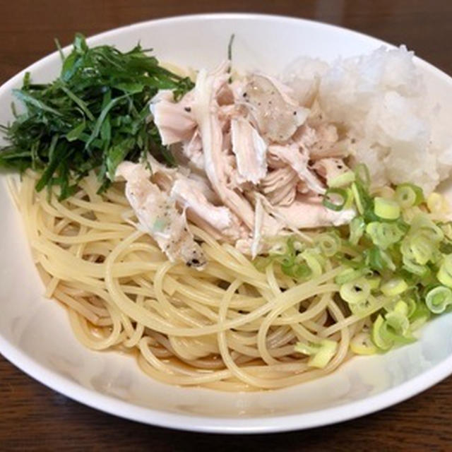 大根おろしと鶏の和風スパゲティー