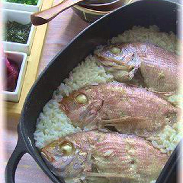 鯛めし。　と献立。