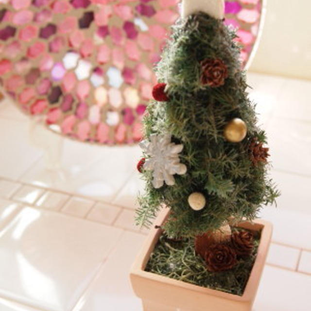可愛らしいクリスマスツリー。。。