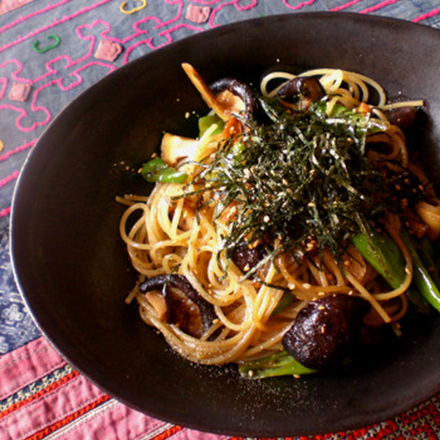 椎茸と獅子唐芥子の和風パスタ　花椒風味