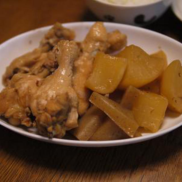 茅乃舎だしで大根と鶏手羽元の煮物 By ひろっちさん レシピブログ 料理ブログのレシピ満載