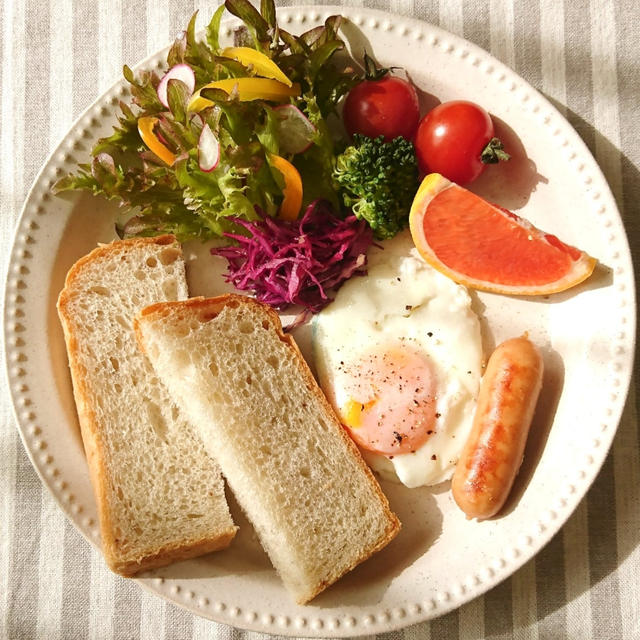 ＊すりつぶし苺酵母の食パン＊