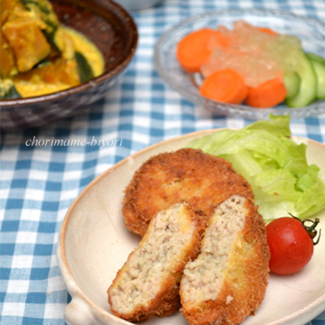 ふんわりジューシーメンチカツ。かぼちゃのおかか豆乳煮。の晩ご飯。