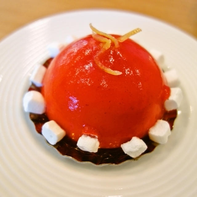 イルプルーで初夏を感じるケーキを堪能