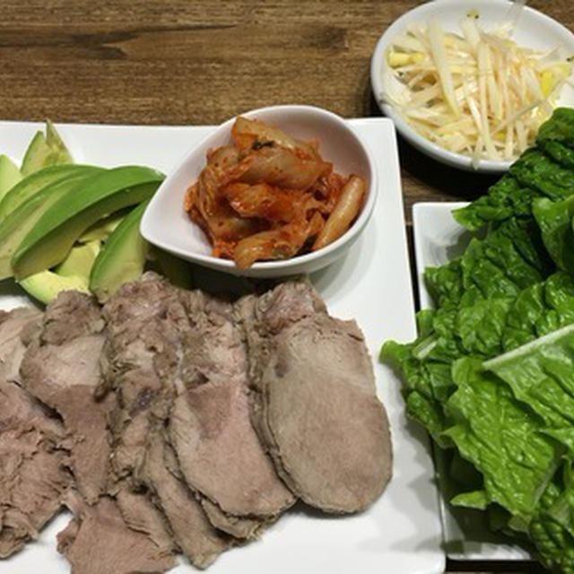 茹で豚巻き巻きご飯