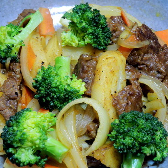 久々の休肝日は簡単料理で　牛肉のカレー風味　とつくレポ2種♪