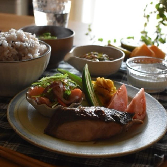 朝ごはんと恩返し。