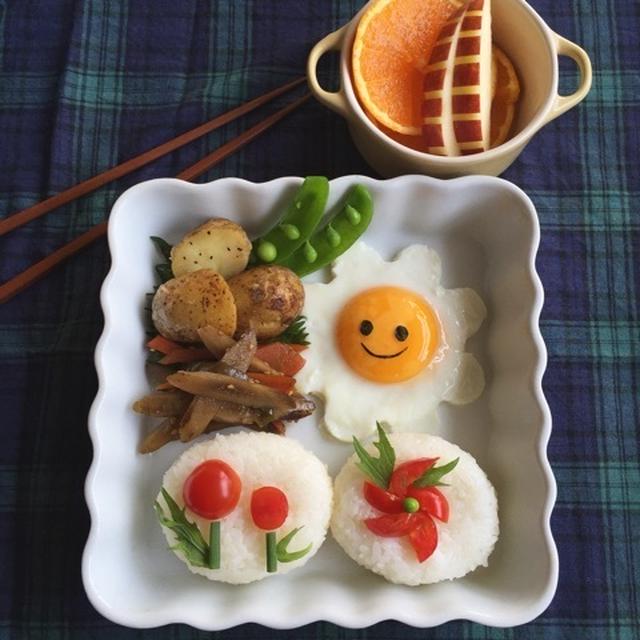 お花のおにぎり＊朝ごはん