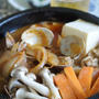 たまねぎの甘みとあさりの旨みが美味しい豆腐チゲで韓国ごはん