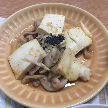 サムギョプサル豆腐の煮物