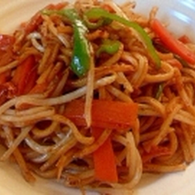 孫ちゃんが大好き☆にんじんピーマン入り焼きそば