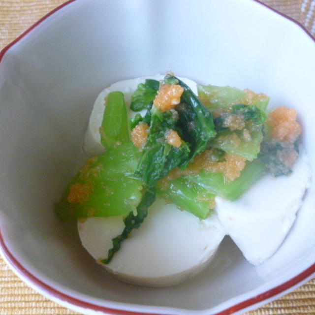 チンゲン菜の明太子ソースのせ♪冷奴