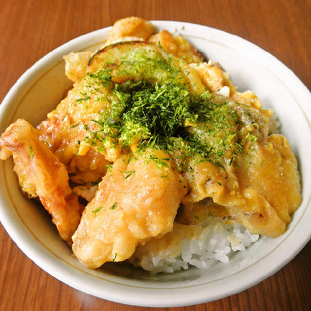 天とじ丼（プチ丼）