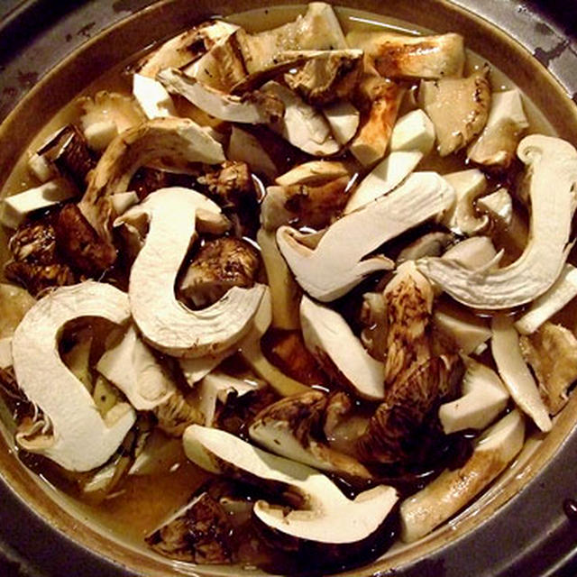 土鍋で炊き込み！松茸ご飯