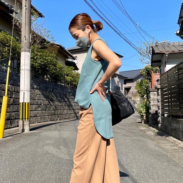 ４０代主婦でもオシャレに見えるロングタンクトップ！